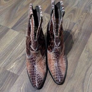 New York Transit Ankle Brown Crocodile Print Cowgirl Boots